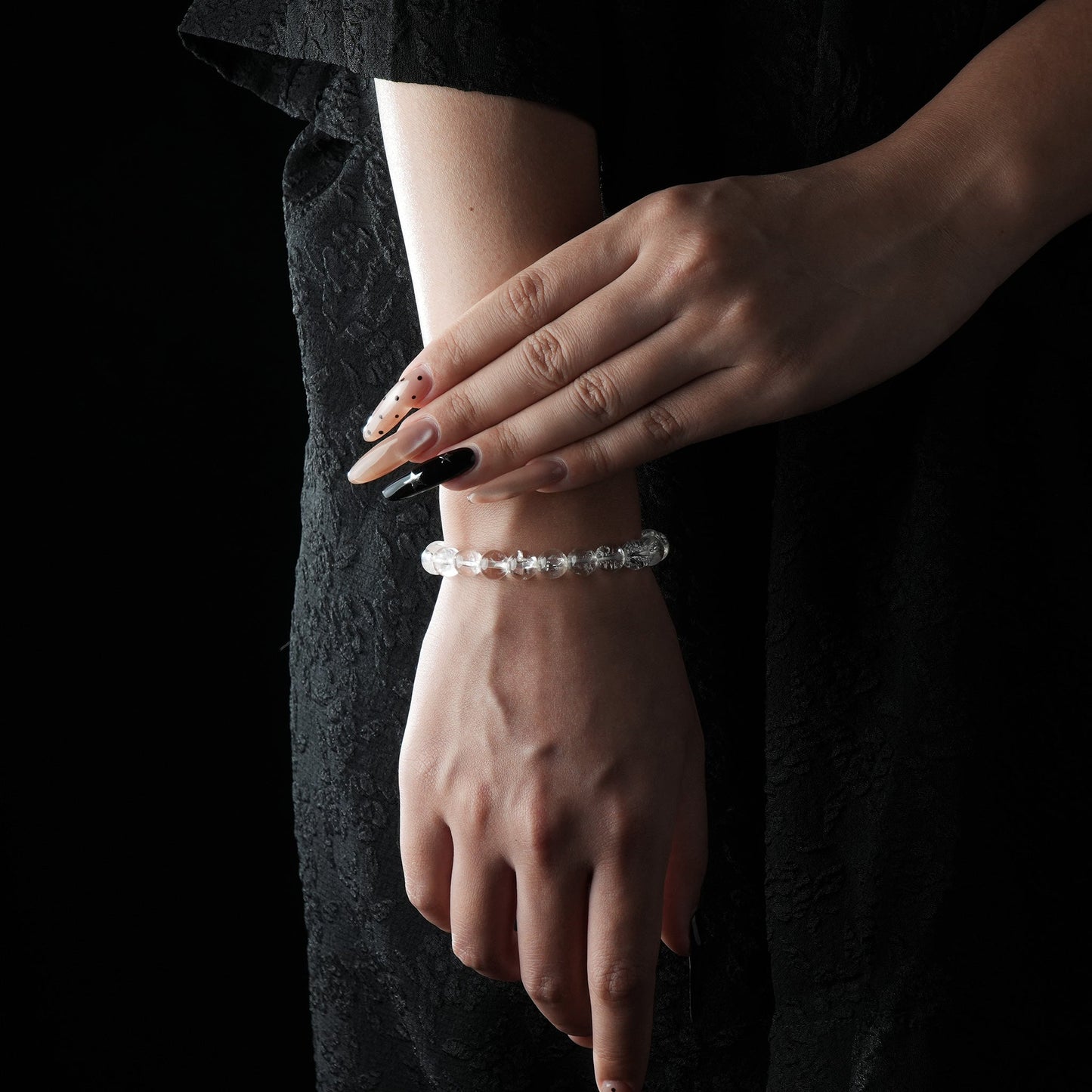 Himalayan Clear Quartz Healing Bracelet – Energy Amplifying Crystal Jewelry