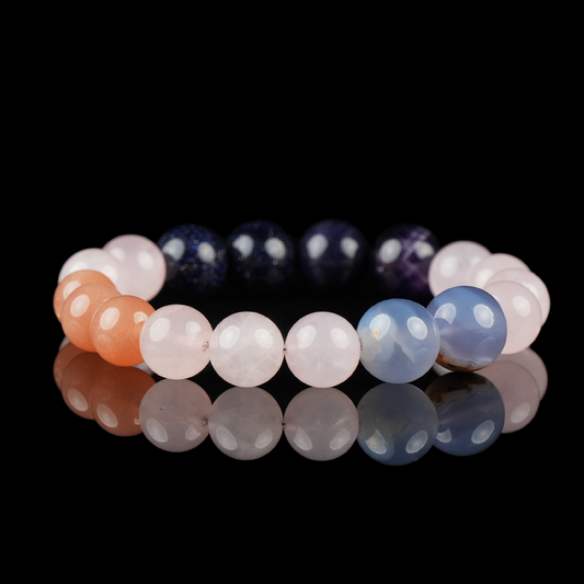 Moonlight Glow Crystal Bracelet – Softness & Intuition
